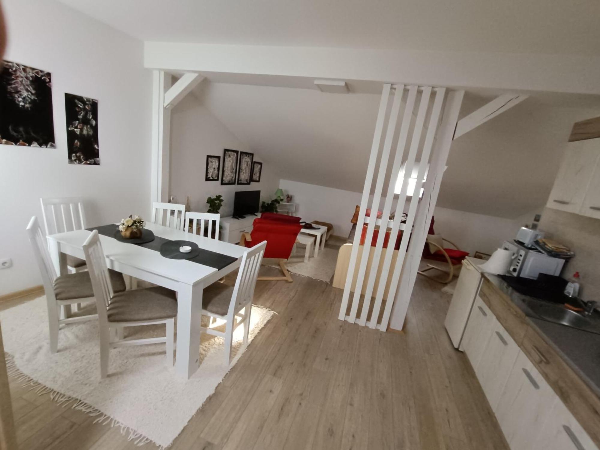 קראלג'בו Apartmani S - Dsn מראה חיצוני תמונה