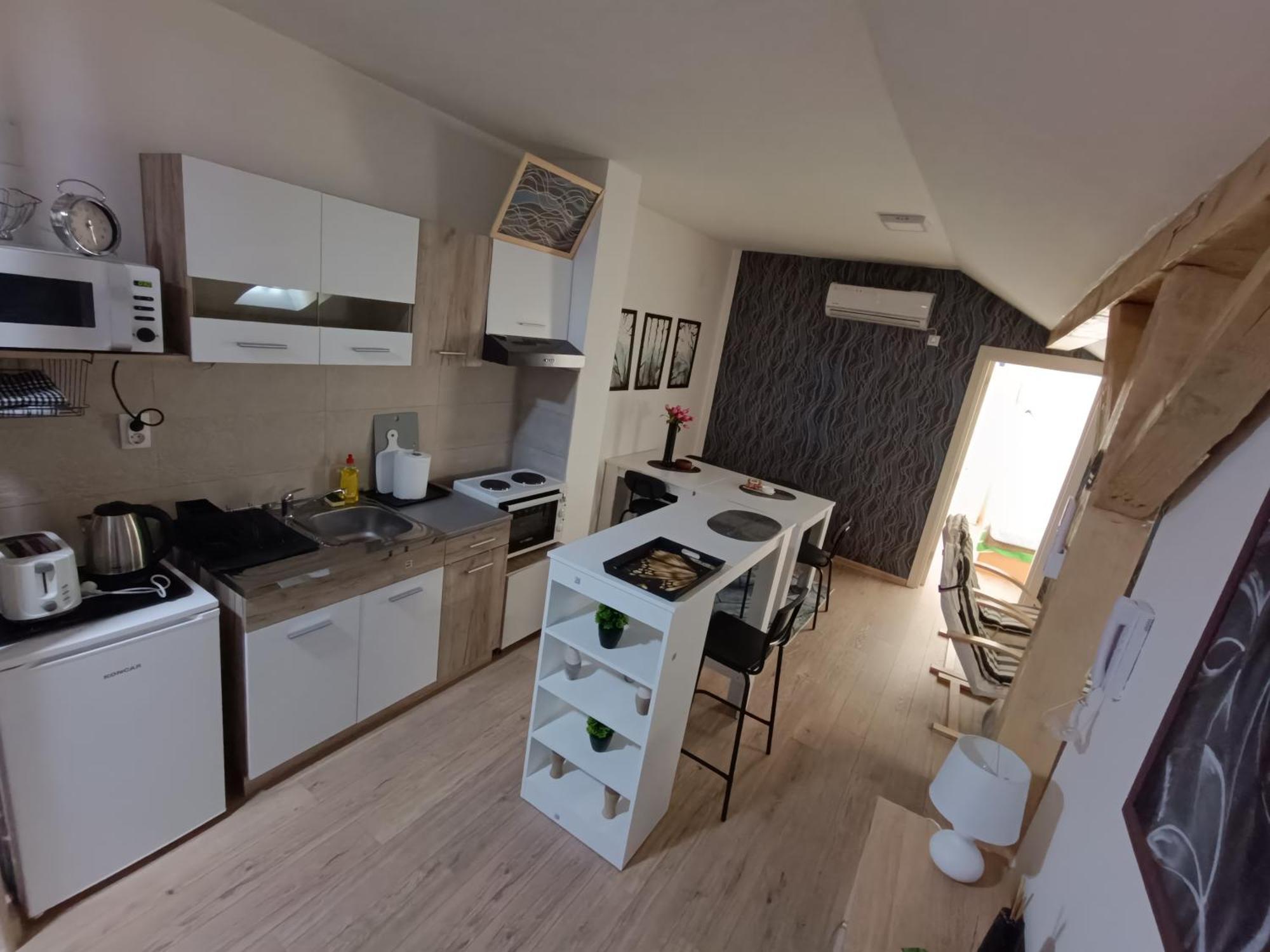 קראלג'בו Apartmani S - Dsn חדר תמונה
